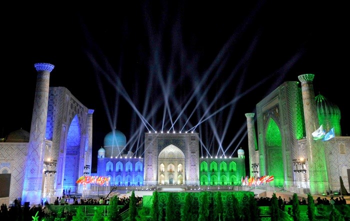 Tur Ziarah Uzbekistan - Paket 8 Hari 7 Malam di Uzbekistan